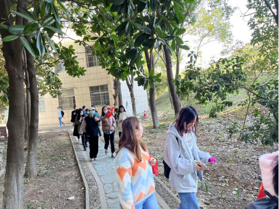 8E80D7ABF2AE4306A76FAA1B0F2_9AF47801_E1017