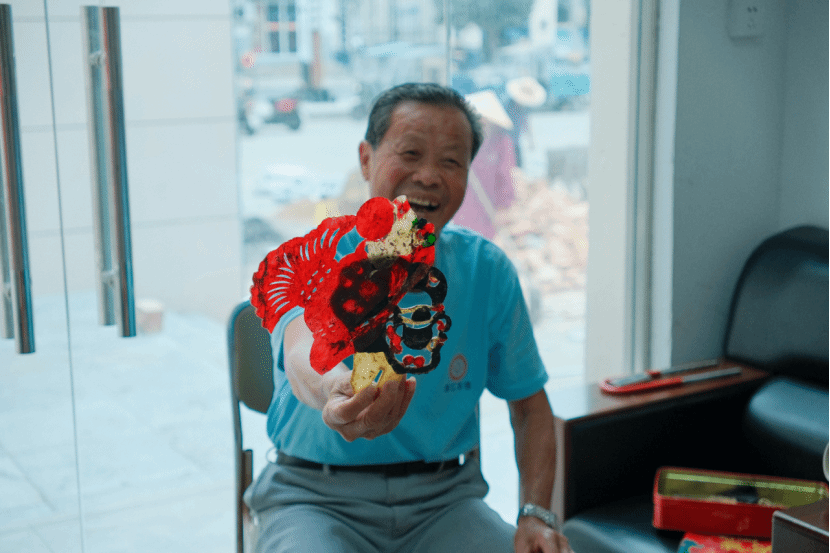 FF35E957026BEAA25560B9C0EBF_C38516BC_2C90E