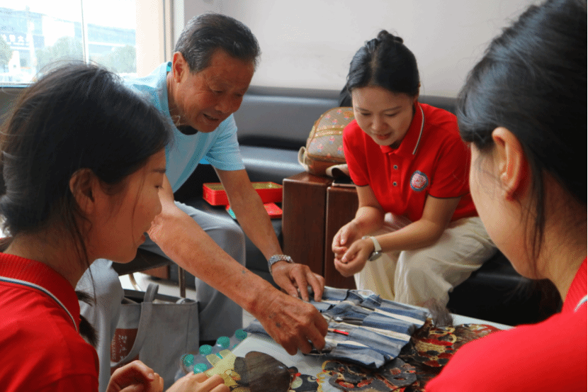 EBE3018639A8D57C0D44746850F_8E1A2CDC_30D4B