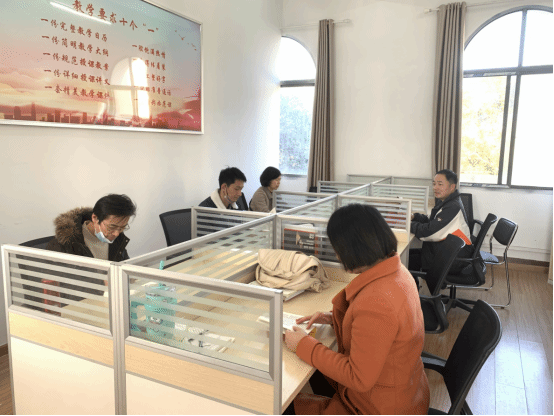 BCCCC3C81DAE37524FDBCF0D0F7_DE2E1CE3_1A2D0