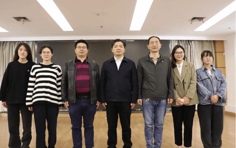 CCF69CE4357A4C2365D97F9F3B2_29FEAEBB_2AEF2