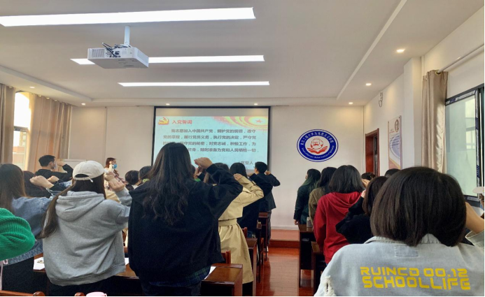 CF0C410AE4916FDB111CADD757A_B5899011_120359 CF0C410AE4916FDB111CADD757A_B5899011_120359