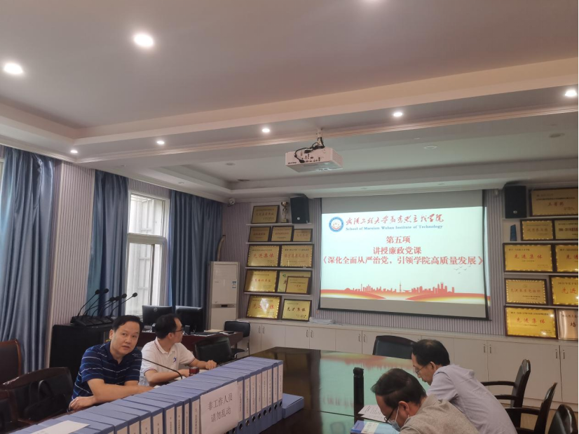 0F4BA3B6D497F55F27B7E9E6533_CBD3F319_1F4499