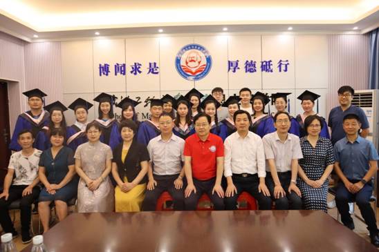 1D8CB4F5E9D1CA8136E1B2C46B8_03421E24_8E34