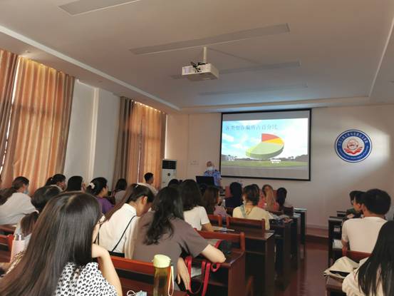 22B46AF314FE6D8CE98EF0214C7_DE61A197_75E6