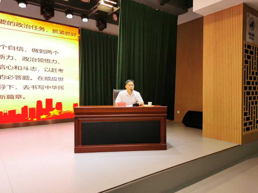 5246D7292CC33B5239F63B93D0D_FEB9D423_15D64