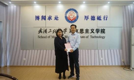 47653EA7A68CBB8194B3EBB03AD_EC520611_61F6