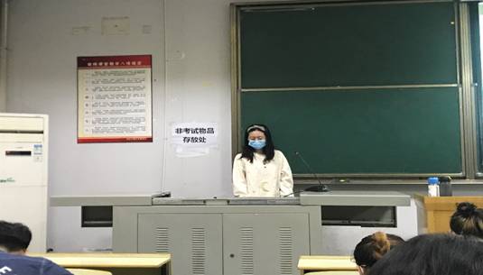 BD9D0AB2B90D4600DA7C3B51868_0B7B4C82_4B1D