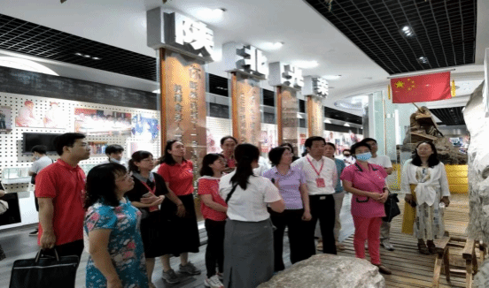 FBC19F21AFDA4B7FBD6B734CFB3_E99F8126_1A272